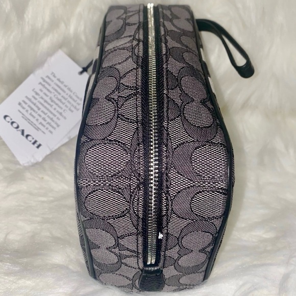 Coach Dempsey Boxy Cosmetic Case 20 In Signature Jacquard With Stripe And Coach - Picture 4 of 9